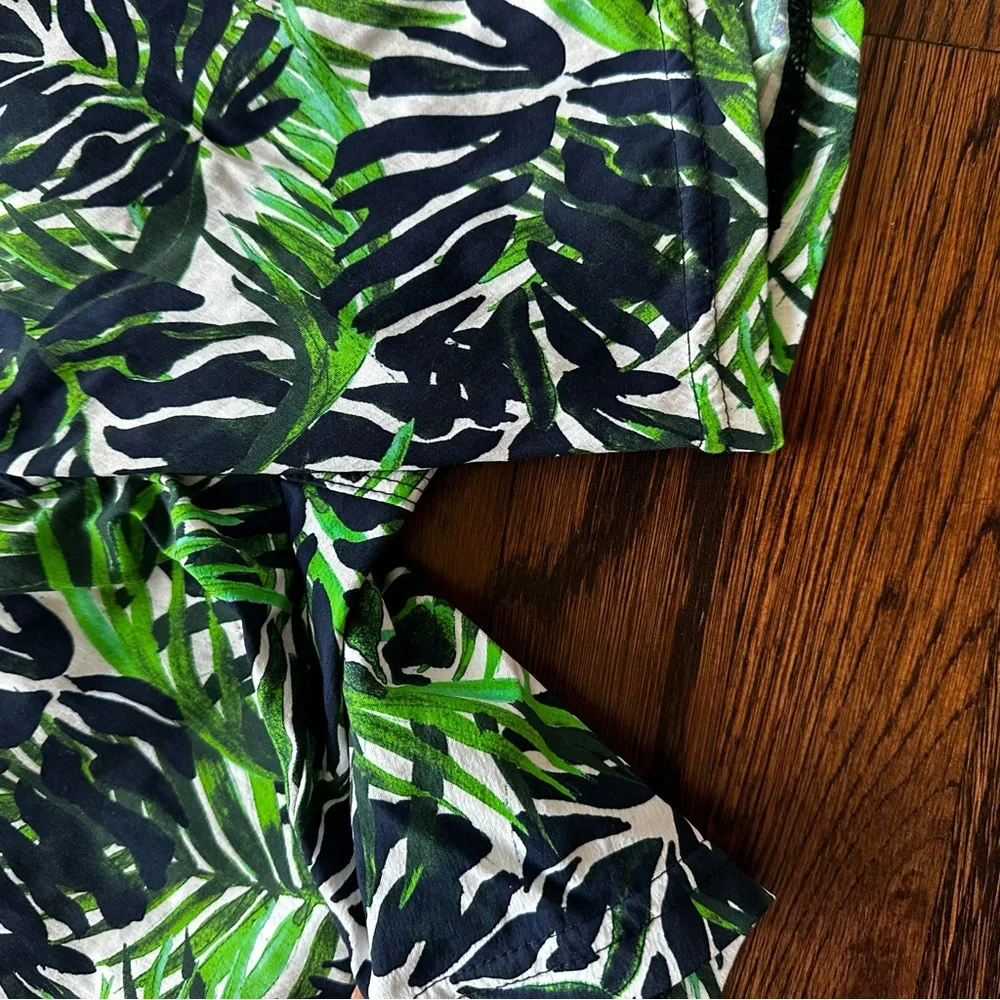 Vilebrequin Green and Blue Leaf Moorea-style swim trunks Shorts - Picture 4 of 14